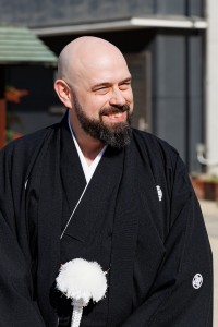 紋服袴がよくお似合いです